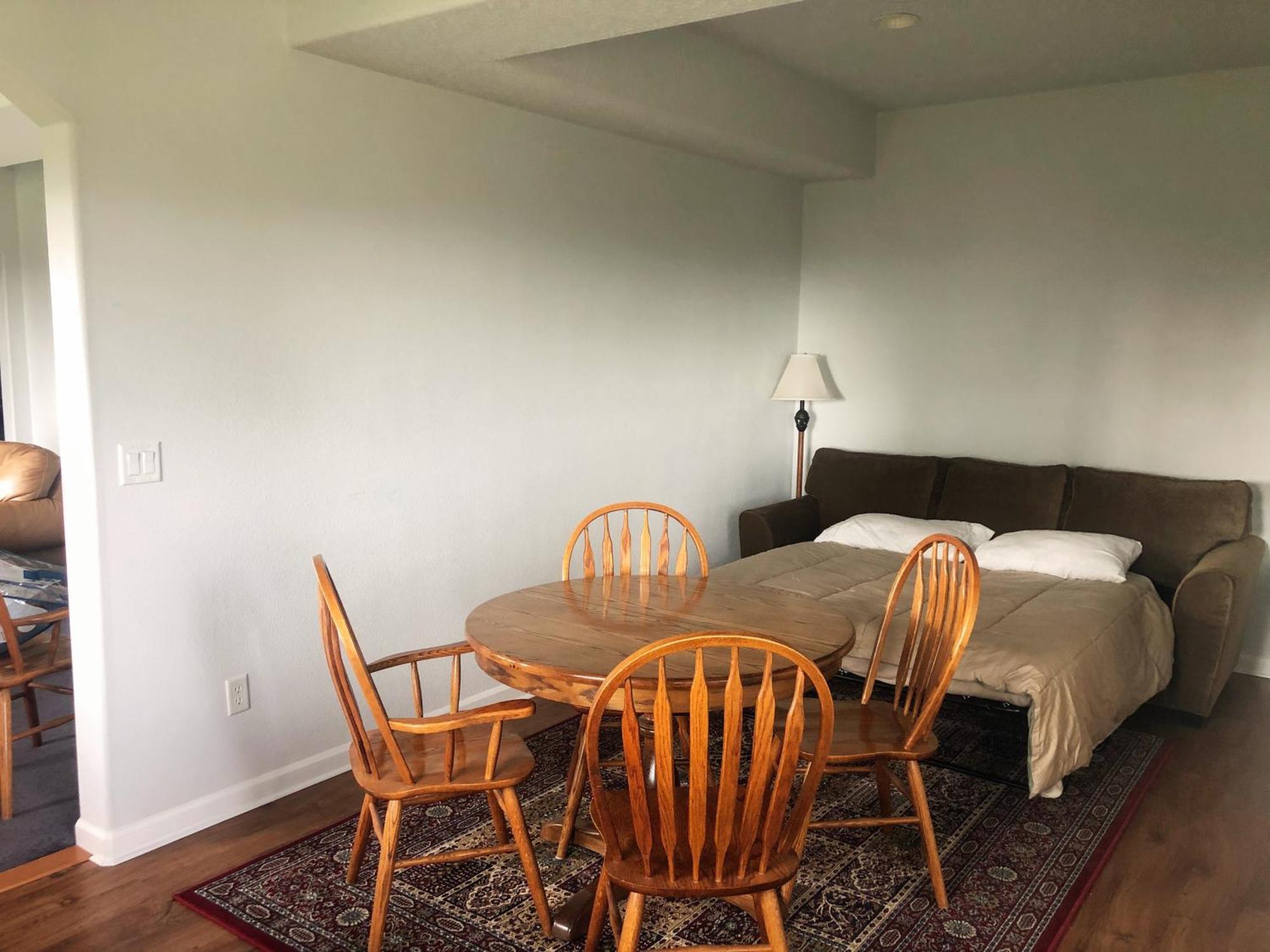 2 Bedroom Suite: Views, Private Entrance, Evchgr Amity Esterno foto